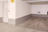 Tiefgaragenstellplatz - 