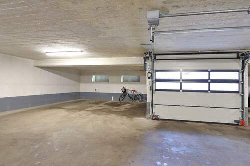 Tiefgaragenstellplatz - 