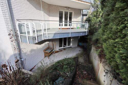 Ansicht Terrasse und Balkon von der Wohnung - Etagenwohnung mit 104,80 m&sup2; in Hamburg zum Kaufen