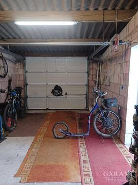 Garage - 
