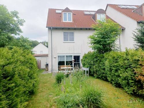 Rückansicht - 5 Zimmer Doppelhaushälfte zum Kaufen in Homburg