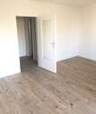 Bild 1 - Stilvolle 1-Zimmer-Wohnung mit Einbauküche und Balkon in Unterbilk-Hafen