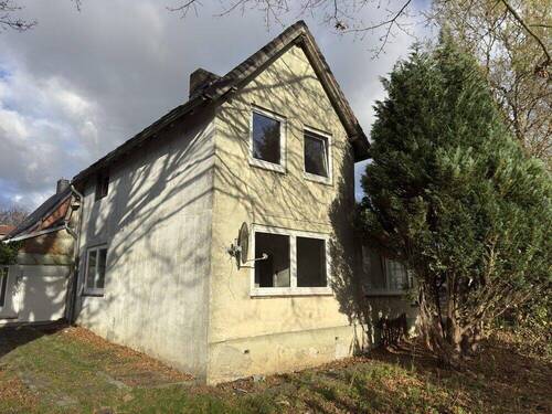 Gartenansicht - 7 Zimmer Mehrfamilienhaus, Wohnhaus in Mielkendorf