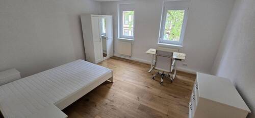 Zimmer - 1 Zimmer Etagenwohnung zur Miete in Stuttgart