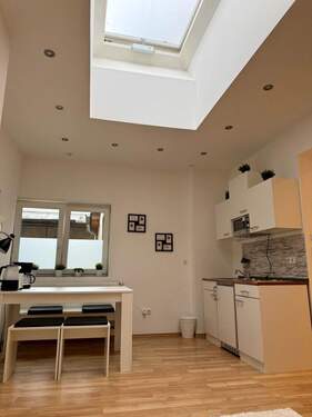 Küche mit Esszimmer - 1 Zimmer Etagenwohnung zur Miete in Fürth