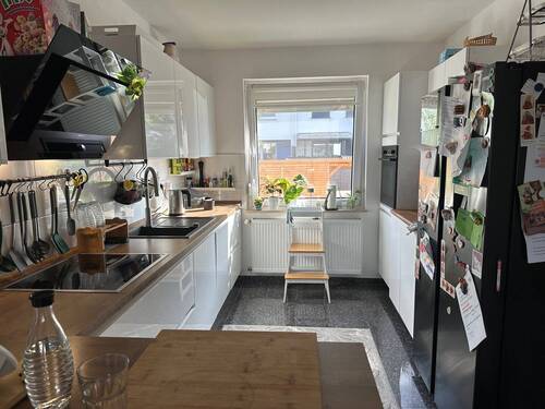 Offene Küche - 5 Zimmer Reihenmittelhaus in Wunstorf / Steinhude