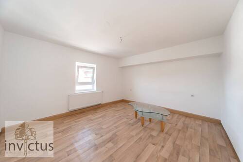Zimmer 2 - 