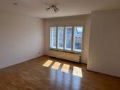 Wohnzimmer - 5 Zimmer Einfamilienhaus zum Kaufen in Kulmbach