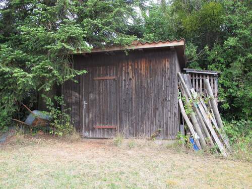 Massive Gerätehütte.JPG - 
