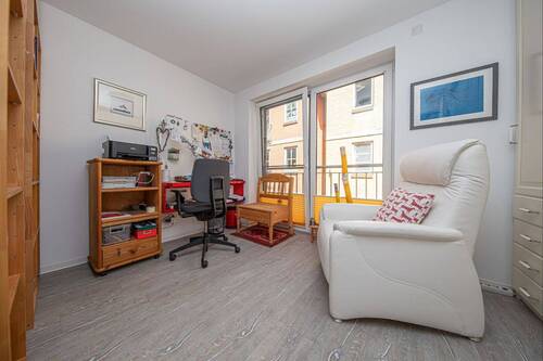 mögliches Arbeits-/ Gästezimmer - 