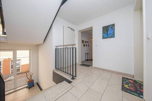 Hausflur - 3 Zimmer Etagenwohnung zum Kaufen in Rendsburg