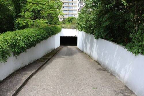 Tiefgaragenzufahrt.JPG - 
