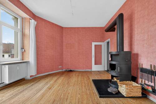Kaminzimmer oder weiteres Wohnzimmer - 5 Zimmer Etagenwohnung zum Kaufen in Baden-Baden