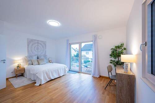 großes Südwest-Schlafzimmer - 