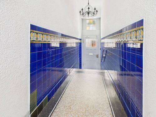 Eingang - Etagenwohnung mit 114,00 m² in Ludwigshafen / Süd zum Kaufen