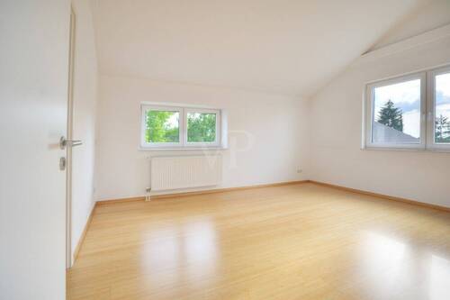 Kinderzimmer mit eigenem Badezimmer OG - 