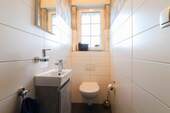 Haus 1 Gäste WC - 
