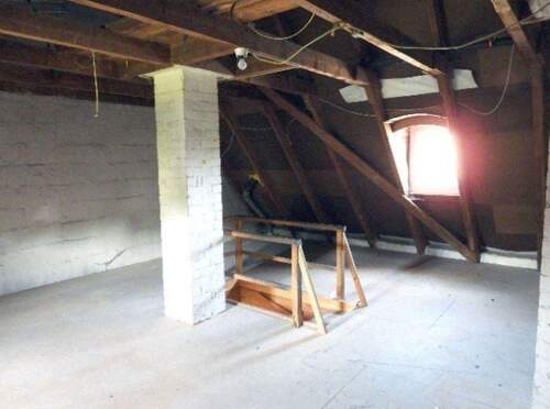 Dachgeschoss, ausbaufähig - 