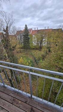 Balkon 2.OG + Garten - 