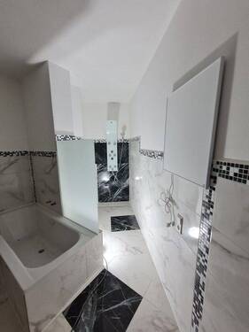 Bad mit Du. + Wanne - 