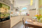 Küche im Erdgeschoss - Einfamilienhaus mit 125,00 m² in Berlin - Pankow zum Kaufen