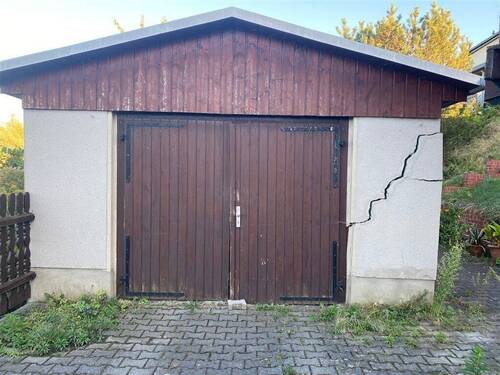 Garage - 
