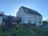 Blick zum Haus - TrebsenMulde * Einfamilienhaus mit Terrasse* renovierungsbedürftig* Küche* Bad* Ausbaureserve DG