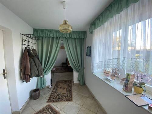 Flur-Eingangsbereich - 3 Zimmer Einfamilienhaus zum Kaufen in Trebsen /Mulde