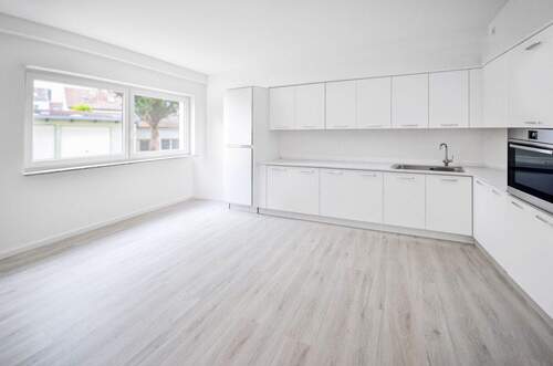 Küchenbereich Beispiel Einbauküche (KI generiert) - 