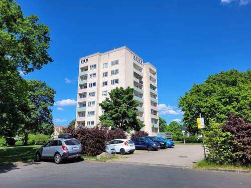 20250515_145116.jpg - FREI AB 01.10.2025!!! Gut geschnittene 4- Zimmerwohnung mit Balkon und Fahrstuhl in Bad Hersfeld