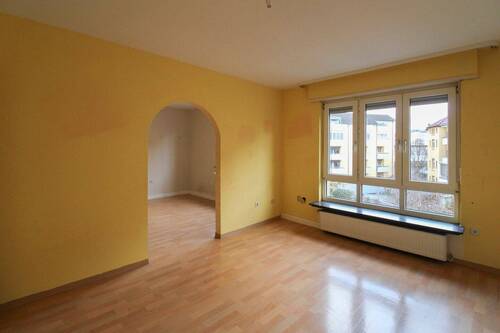 Zimmer(1) - 2 Zimmer Etagenwohnung zum Kaufen in Ludwigshafen am Rhein