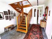 Eingang mit Eichentreppe - 