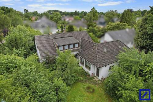Rückansicht - Großes Grundstück in Sackgassenlage - ruhig & familienfreundlich