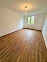 Raum 1 - 3 Zimmer Etagenwohnung zur Miete in Mainz