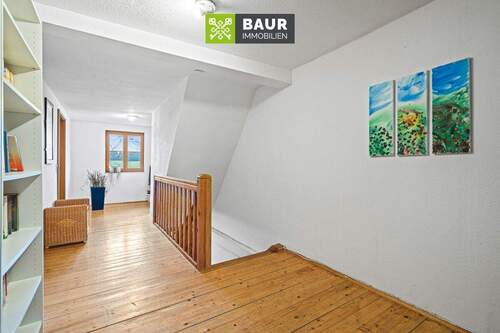 Flur OG Bauernhaus - 