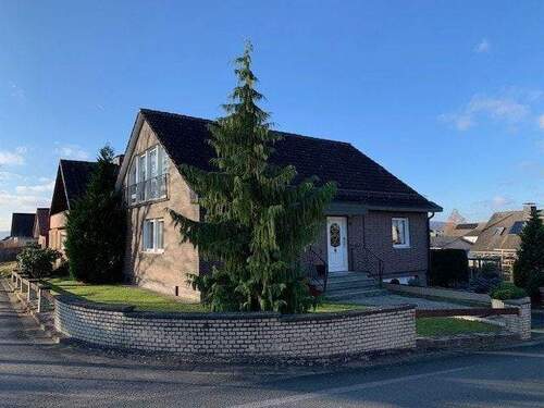 1 - Ihr neues Wohlfühl-Haus! - 224.500,00&nbsp;EUR Kaufpreis, ca.&nbsp; 149,00&nbsp;m&sup2;&nbsp;Wohnfl&auml;che