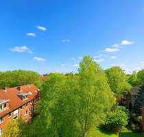 Sanierte Wohnung mit Weitblick und inkl. PKW-Stellplatz, bezugsfertig - Hamburg Barmbek-Nord