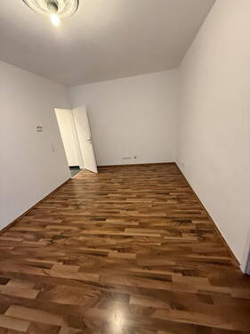 Zimmer 1 - 