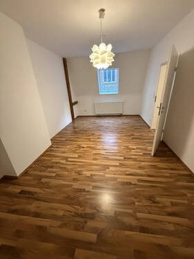 Zimmer 2 - 