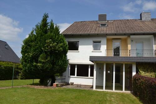 Gartenansicht - 7 Zimmer Doppelhaushälfte in Barsinghausen