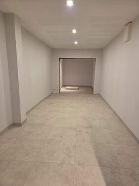 z. B. Wartezone - 7 Zimmer Büro zur Miete in Eisenach