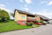 Haus mit Garten - 