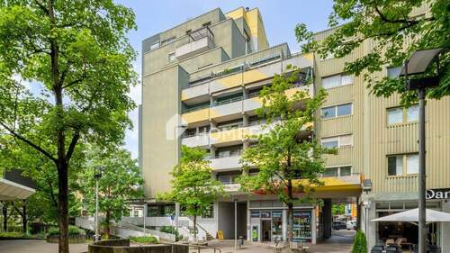 Außenansicht 1 - Bezugsfreie 2-Zimmer-Wohnung mit neuer EBK, Südbalkon und Duplex-TG in Citylage