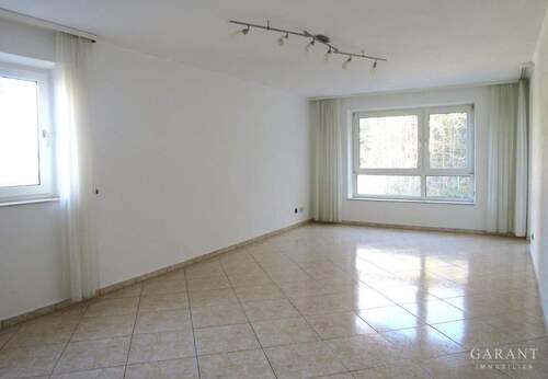 IMG 3245 - Attraktive 4-Zimmer-Wohnung mit Balkon - ideal für Familie oder WG