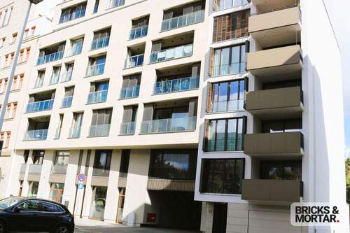 Hausansicht - 2 Zimmer Etagenwohnung zum Kaufen in Dresden