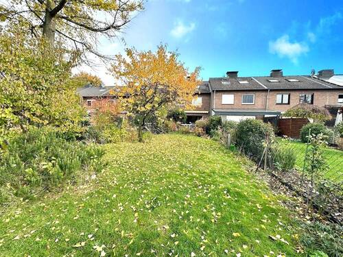 Garten in Süd-Westausrichtung - 4 Zimmer Reihenmittelhaus zum Kaufen in Neuss