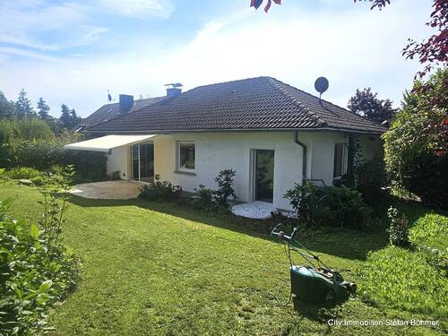 Hausansicht - Freistehendes Einfamilienhaus in Gusterath Modernisiert, großzügig und mit wunderschönem Garten