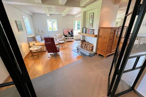 W1; Großzügiges Wohn- und Esszimmer - 