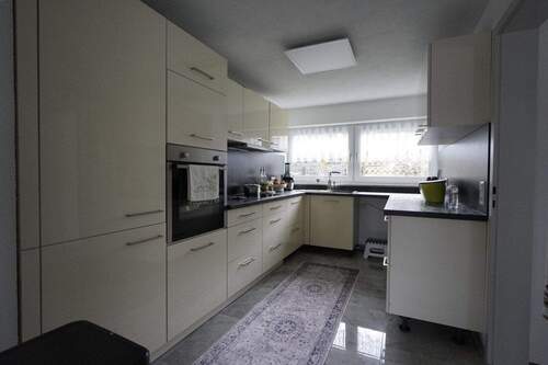 Einbauküche - 4 Zimmer Doppelhaushälfte zum Kaufen in Munderkingen