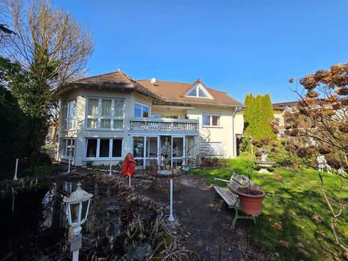 20260305_122745.jpg - Exklusives Einfamilien-Haus mit Einliegerwohnung, Wintergarten, Sauna und parkähnlichem Garten